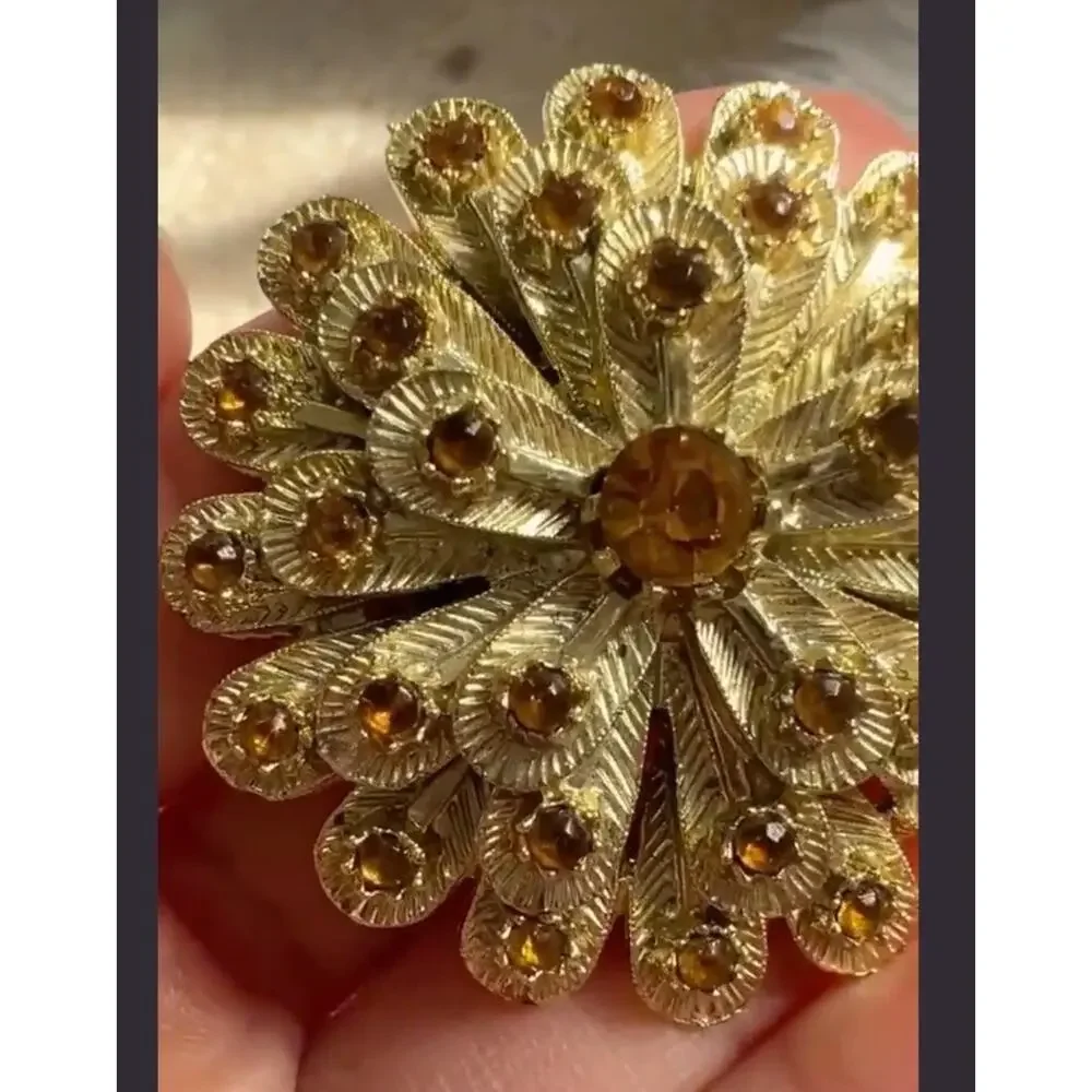 Vintage Gold Tone Starburst Brooch | Amber Rhinestone Floral Statement Pin